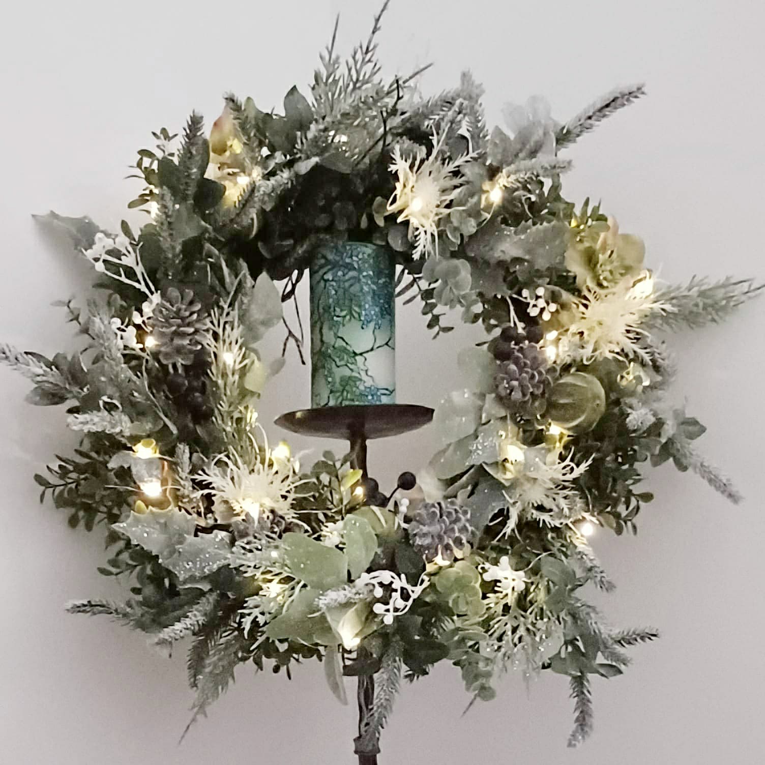 Wreath Pre-Lit