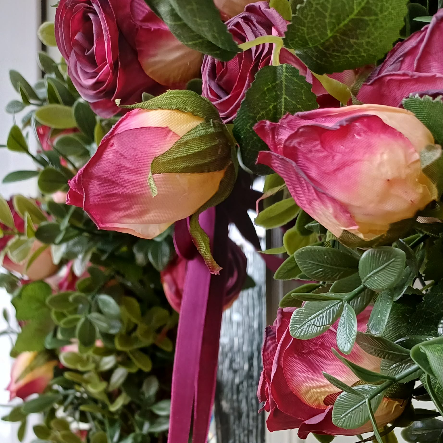 Wreath Mulberry Roses